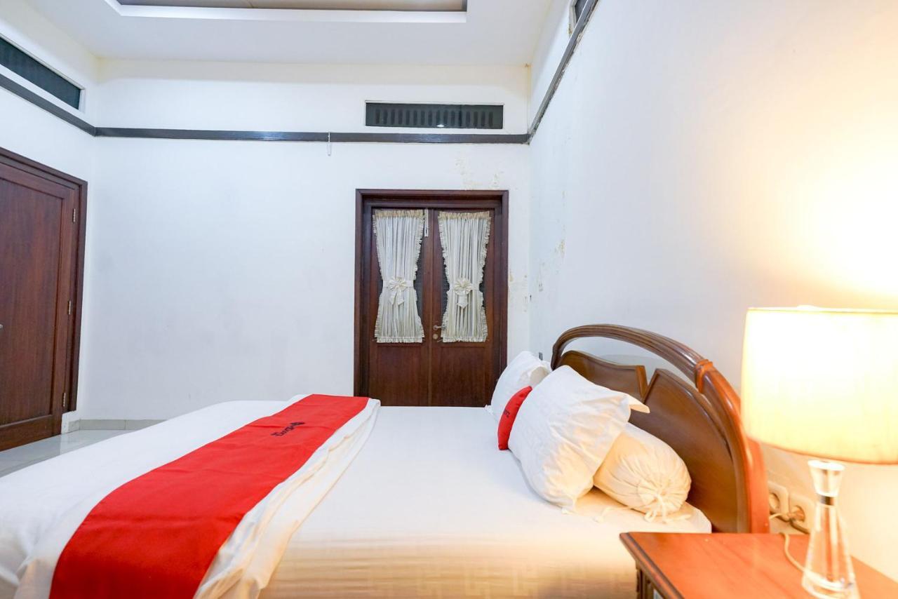 Reddoorz @ Avros Guest House Medan Dış mekan fotoğraf