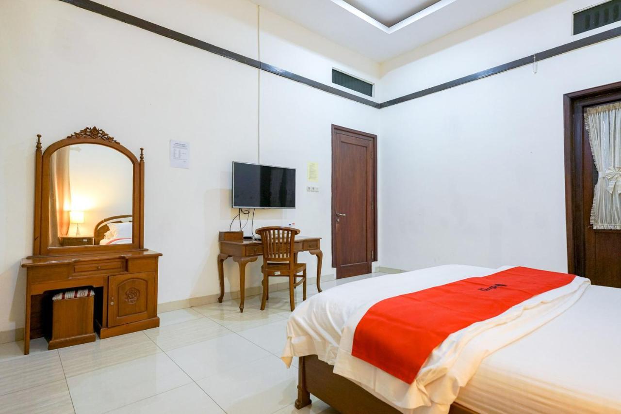 Reddoorz @ Avros Guest House Medan Dış mekan fotoğraf