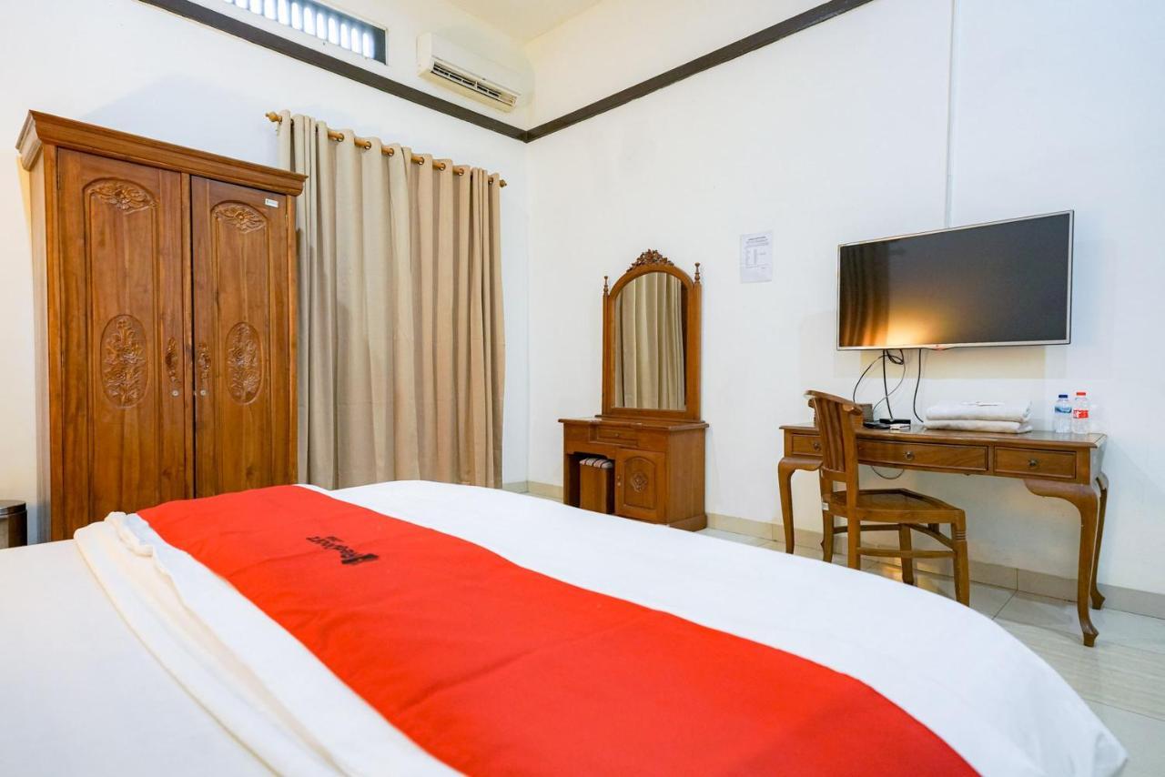 Reddoorz @ Avros Guest House Medan Dış mekan fotoğraf